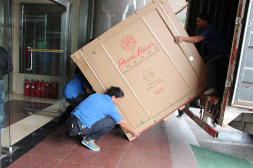 镜铁区钢琴贵重工艺品无忧运